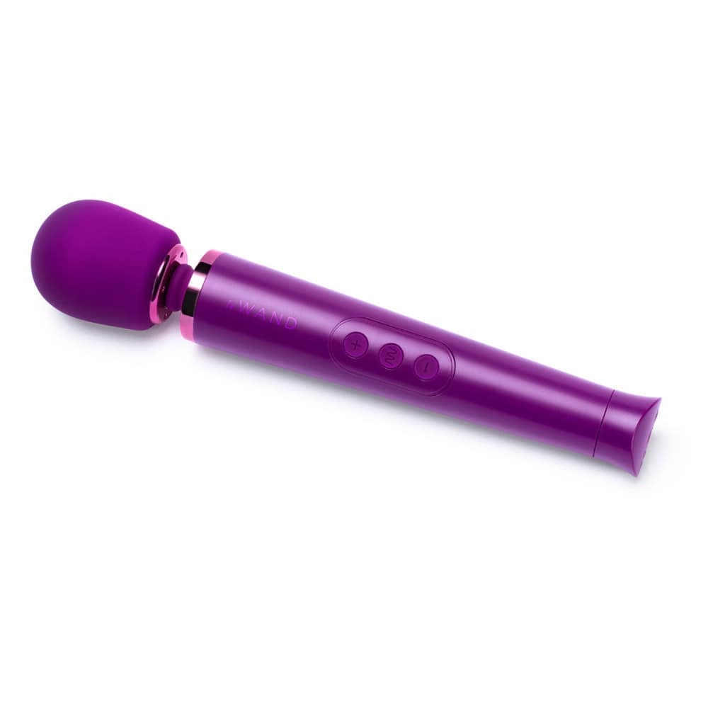 Le Wand Petite Rechargeable Massager | Melody's Room