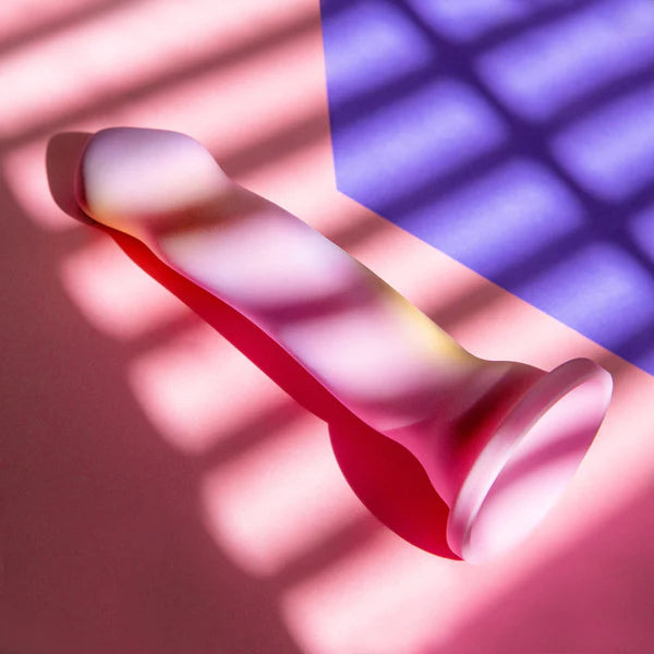 Avant Sun's Out Curved G-Spot 7.5" Dildo w/ Suction Cup Base - Melody's Room