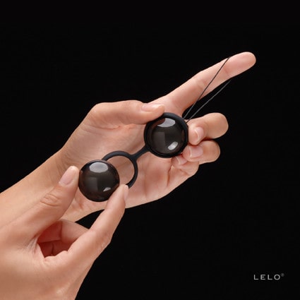 LELO LUNA Beads Noir Ben Wa Balls | Melody's Room